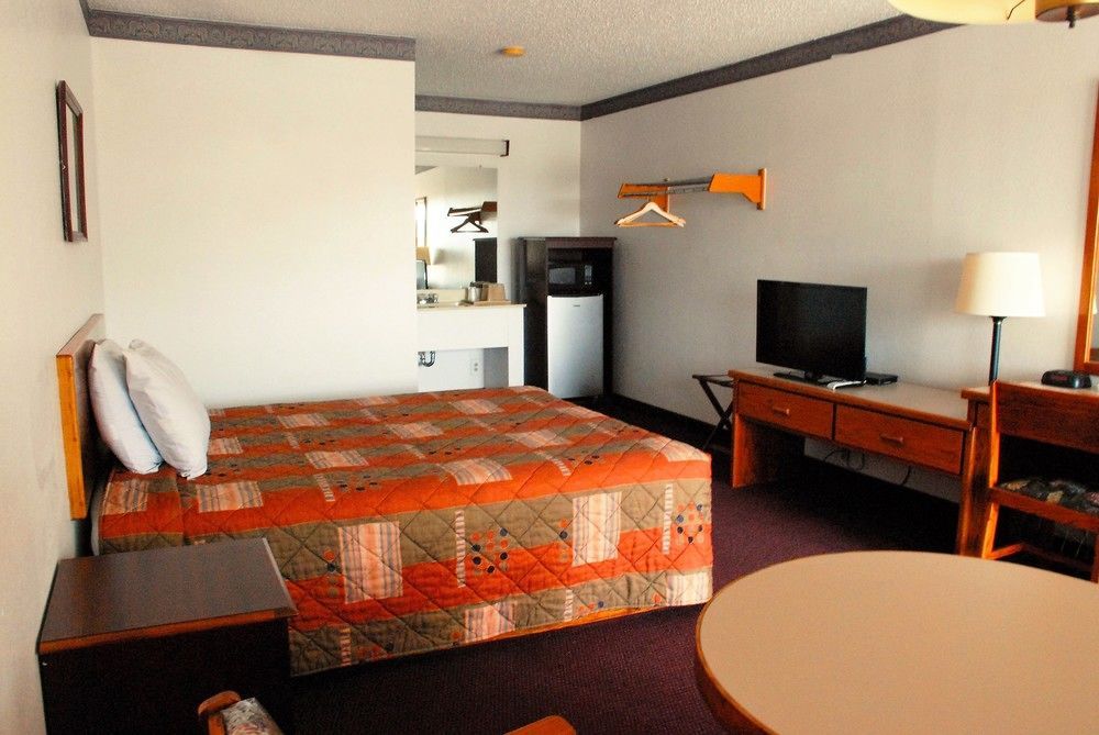 Westworld Country Inn Hubbard Exteriér fotografie